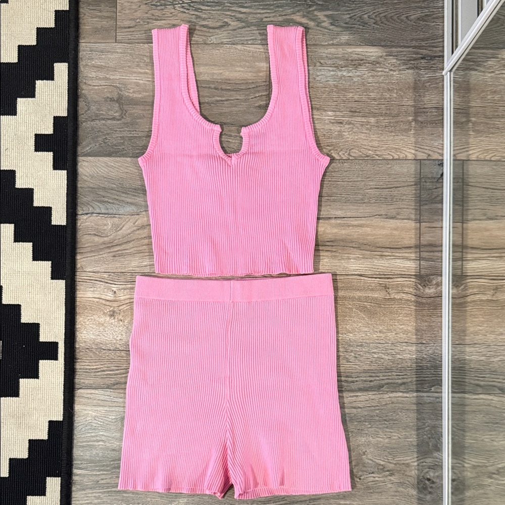 Pink Ribbed set - Picture 2 of 9